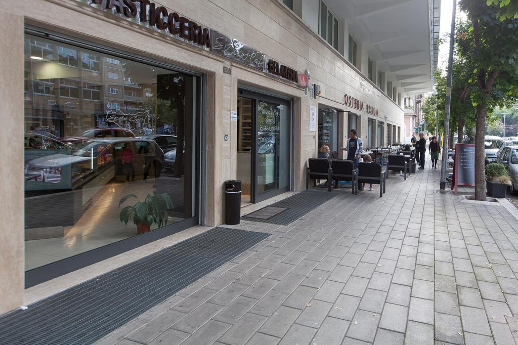 Boutique Domus Apartment โรม ภายนอก รูปภาพ