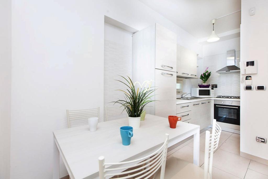 Boutique Domus Apartment โรม ภายนอก รูปภาพ