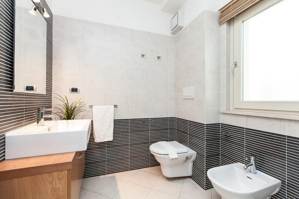 Boutique Domus Apartment โรม ภายนอก รูปภาพ