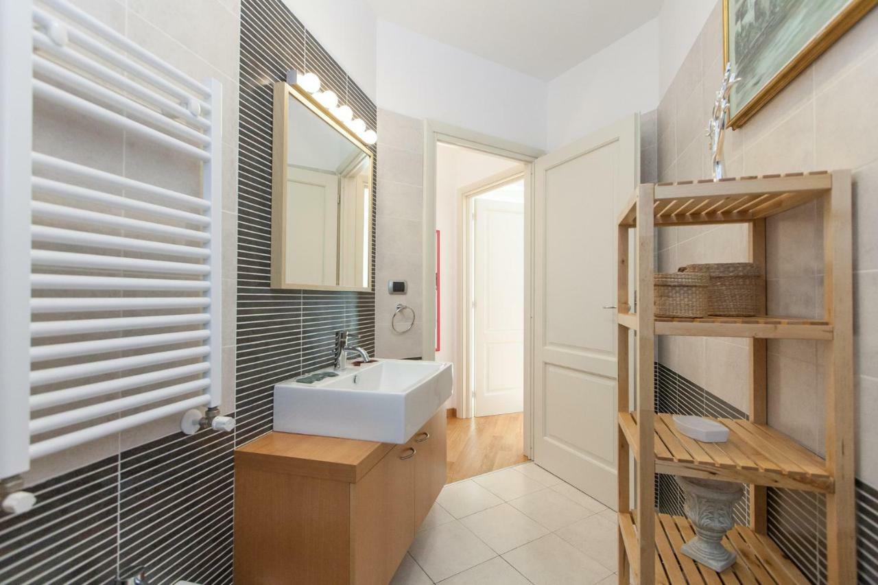 Boutique Domus Apartment โรม ภายนอก รูปภาพ